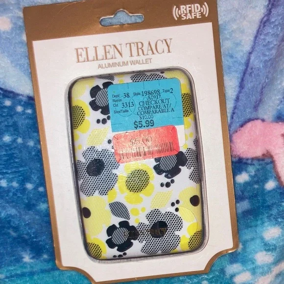 Assorted Clutch and Pouch Collection - Picture 2 of 11